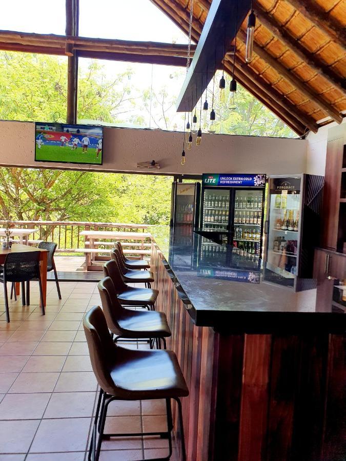 Merry Monte Casino Lodge House In Fourways Сэндтон Экстерьер фото